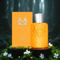 4.2 oz/125 ml Long-lasting fragrance